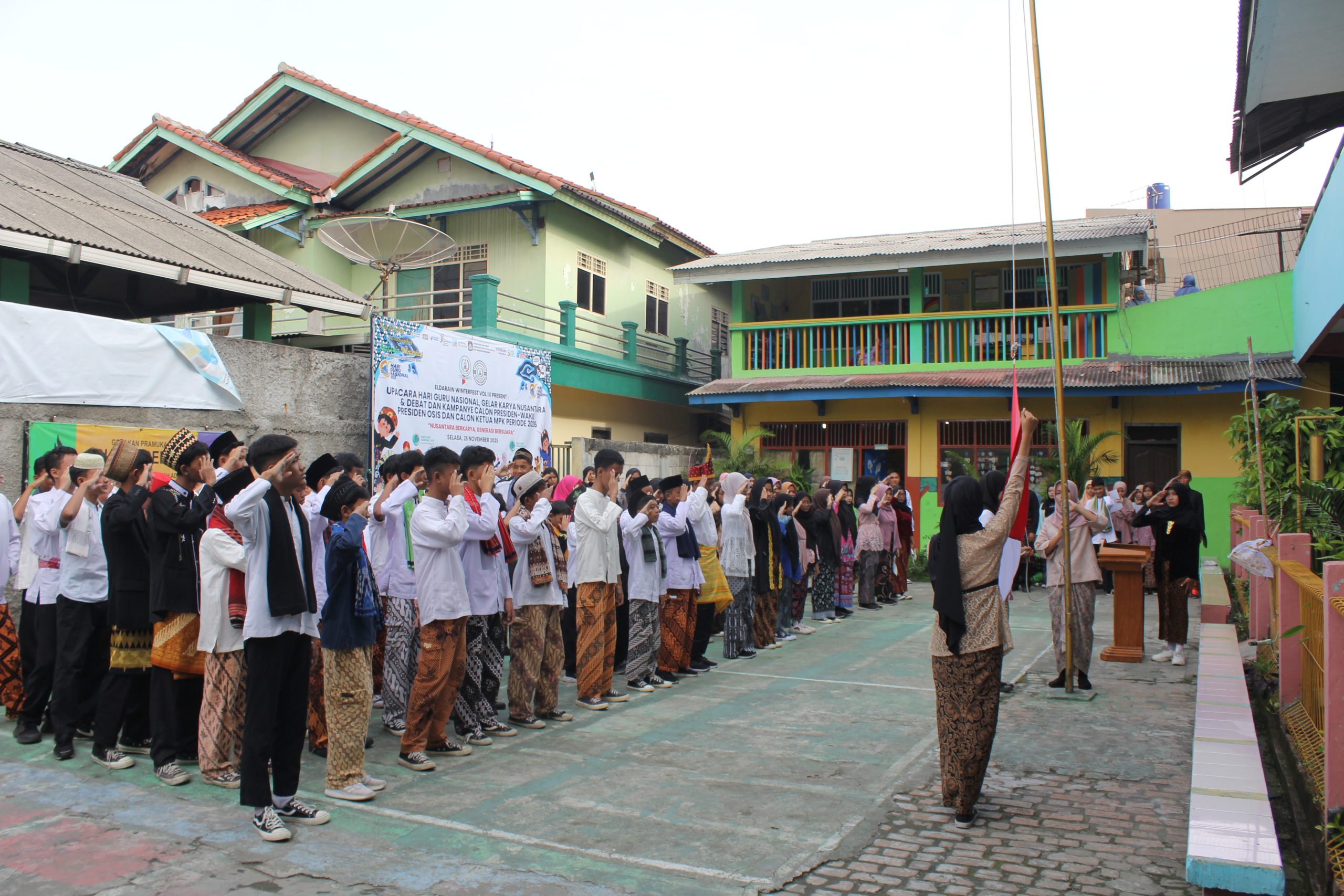 Read more about the article Upacara Hari Guru Nasional