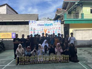 Read more about the article Foto Bersama Setelah Pembagian Hadiah