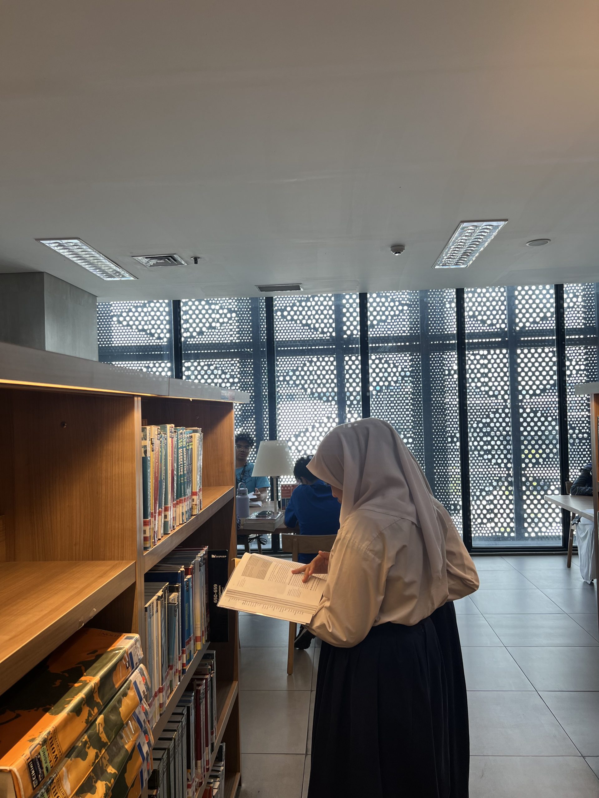 Read more about the article Kunjungan Literasi ke Perpustakaan Jakarta Cikini