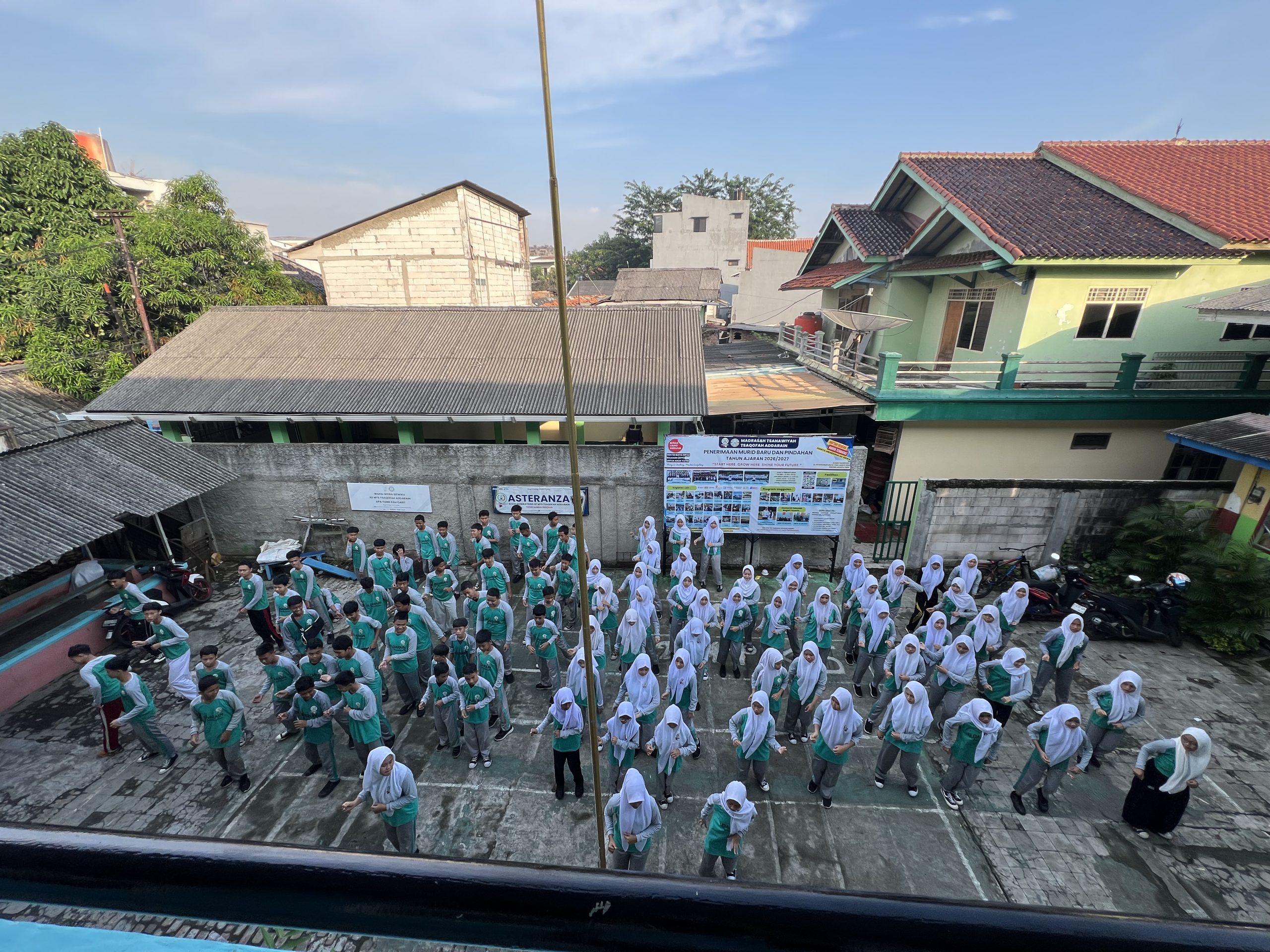 Read more about the article Senam Pagi Terakhir Tahun Ajaran 2025/2026